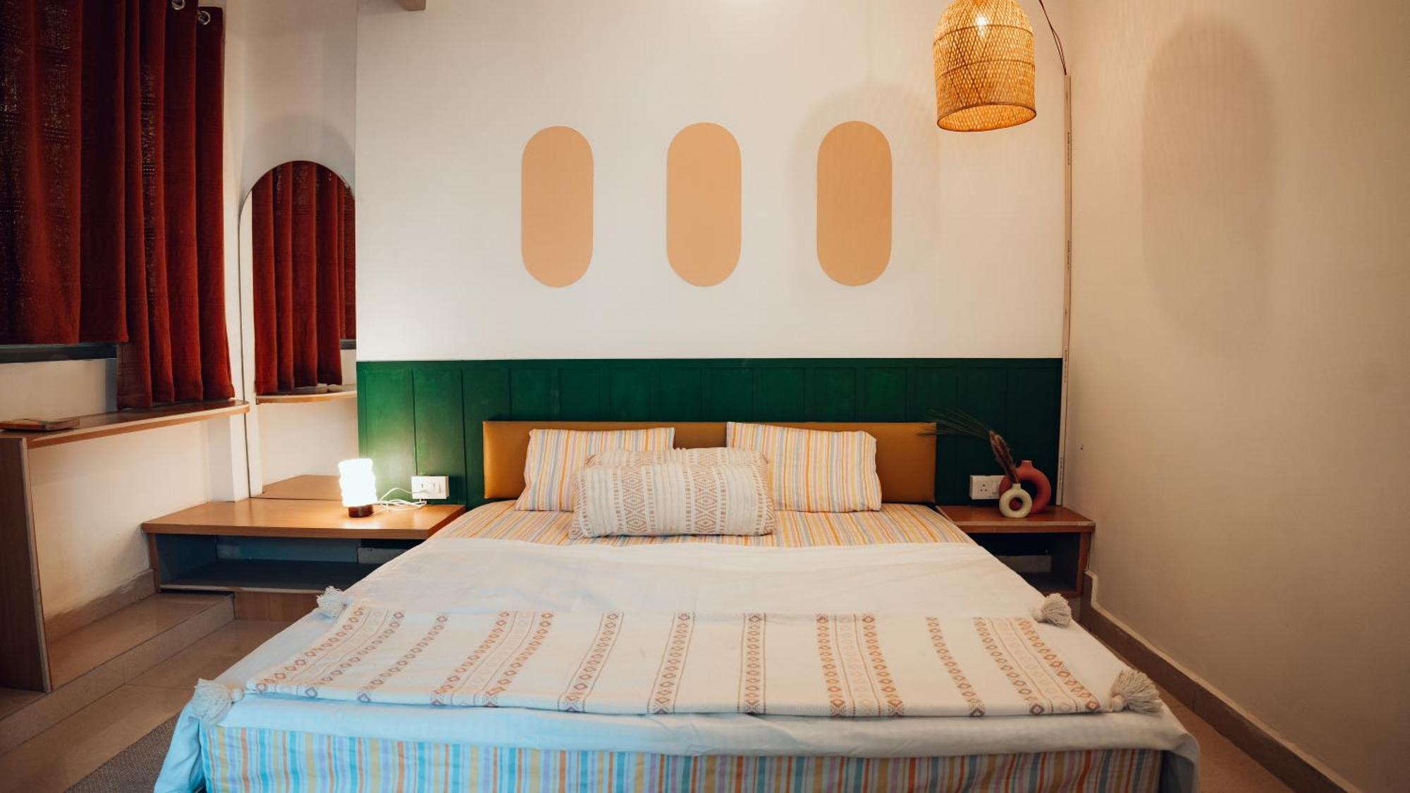 Art Bliss Hostel Rishīkesh Buitenkant foto